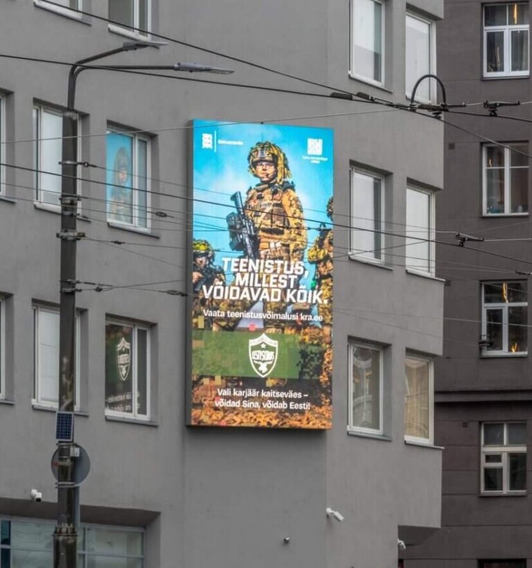 DScreens-NarvaMnt4Led-1-4